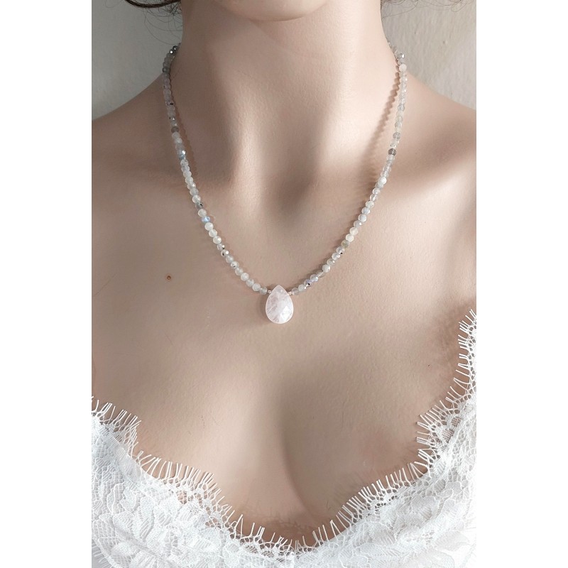 LABRADORİT TAŞI ÖZEL TASARIM KOLYE (3mm Faset Kesim)